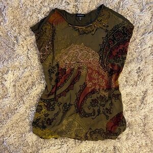 Le Chateau Olive and Burgundy Paisley Short Sleeve Top